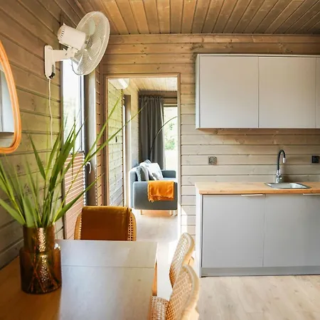 Resort Park - Mazury & *