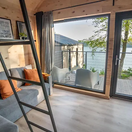Resort Park - Mazury & *